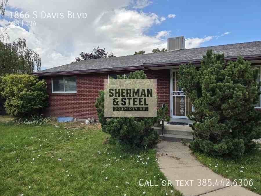 1866 S Davis Blvd - Photo 4 of 37