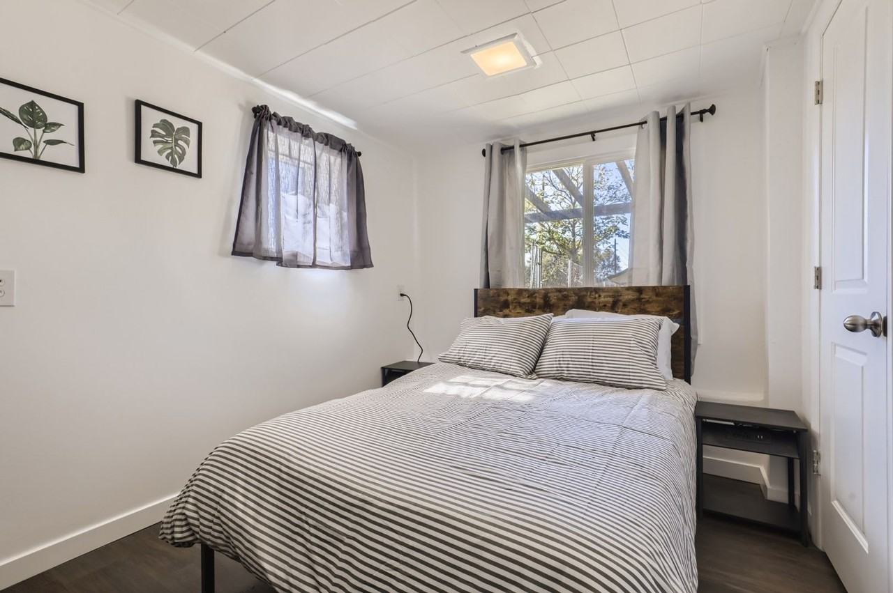 5201 Lowell Blvd #B - Photo 4 of 16