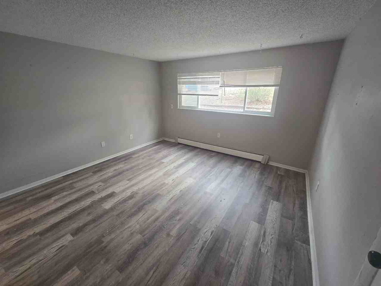 1099 Westmoreland Road - Photo 4 of 18