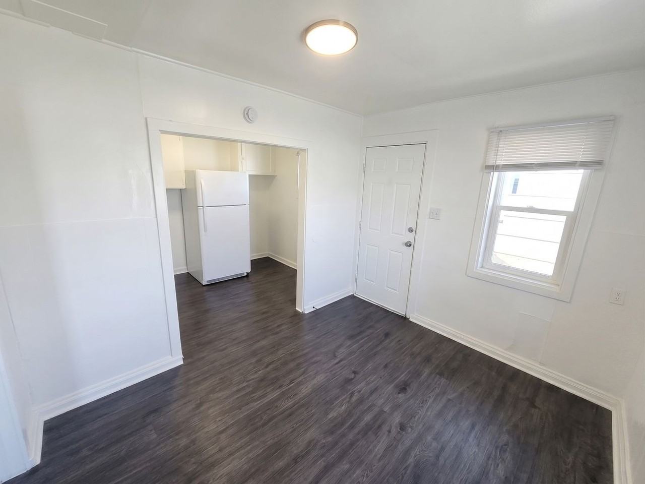 400 Santa Fe Dr - Photo 5 of 16