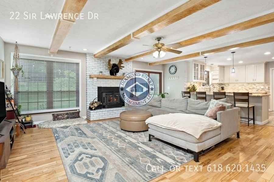 22 Sir Lawrence Dr - Photo 5 of 23