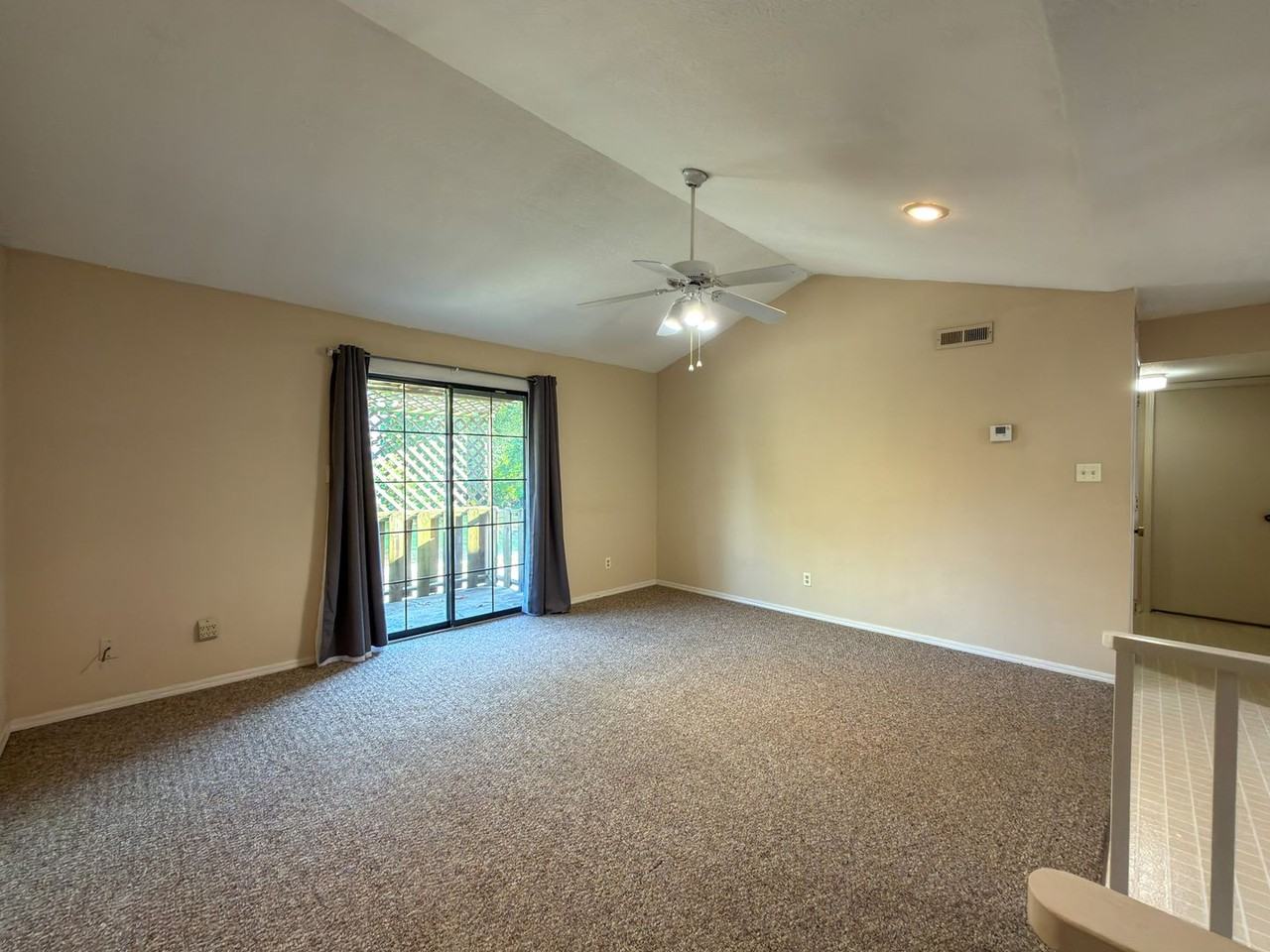 501 May Ave #4 - Photo 2 of 11