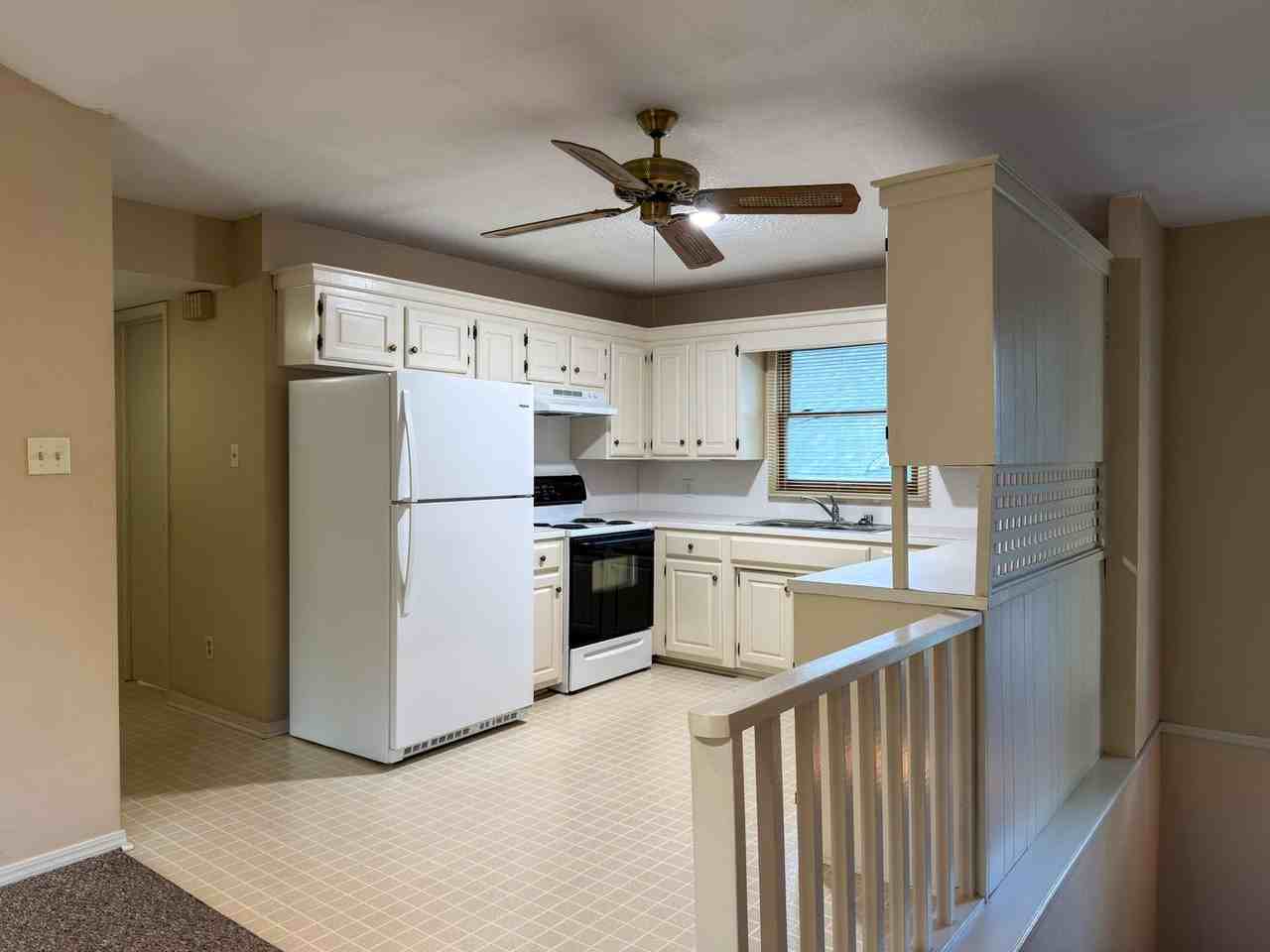 501 May Ave #4 - Photo 4 of 11