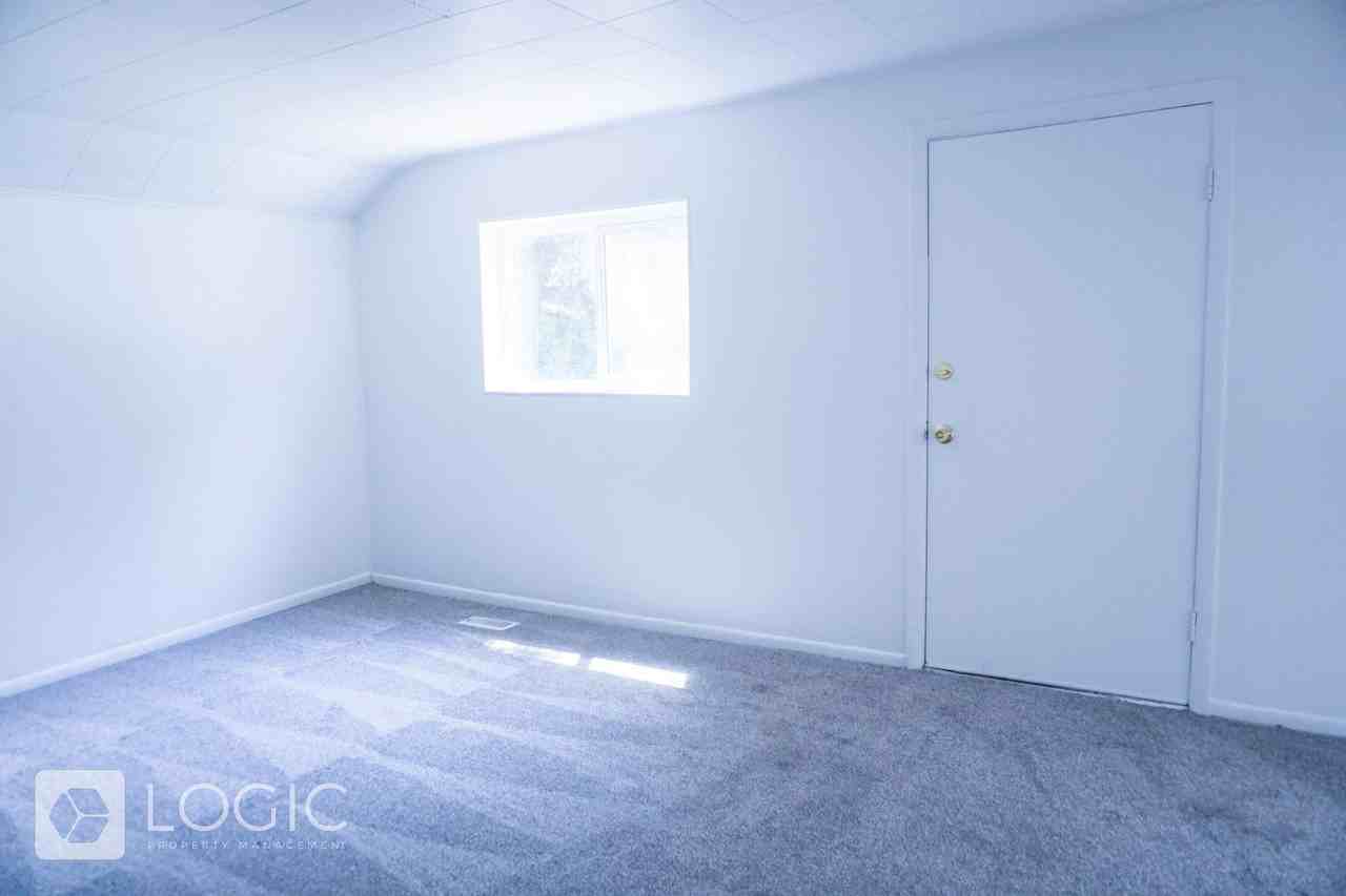 1238 Oak St #1 - Photo 2 of 17