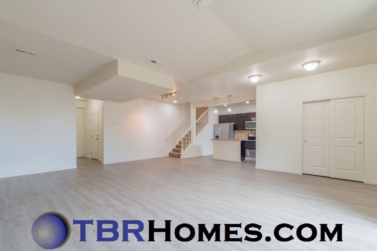1797 Aspen Meadows Cir - Photo 6 of 20