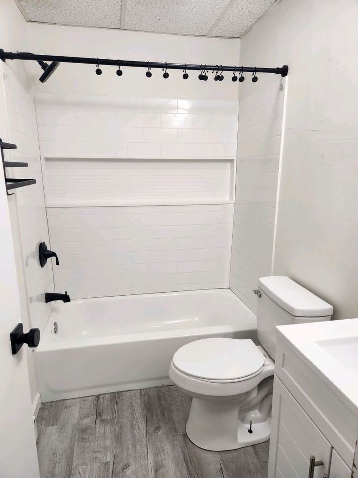 81 Torrington Ave #2 - Photo 4 of 8