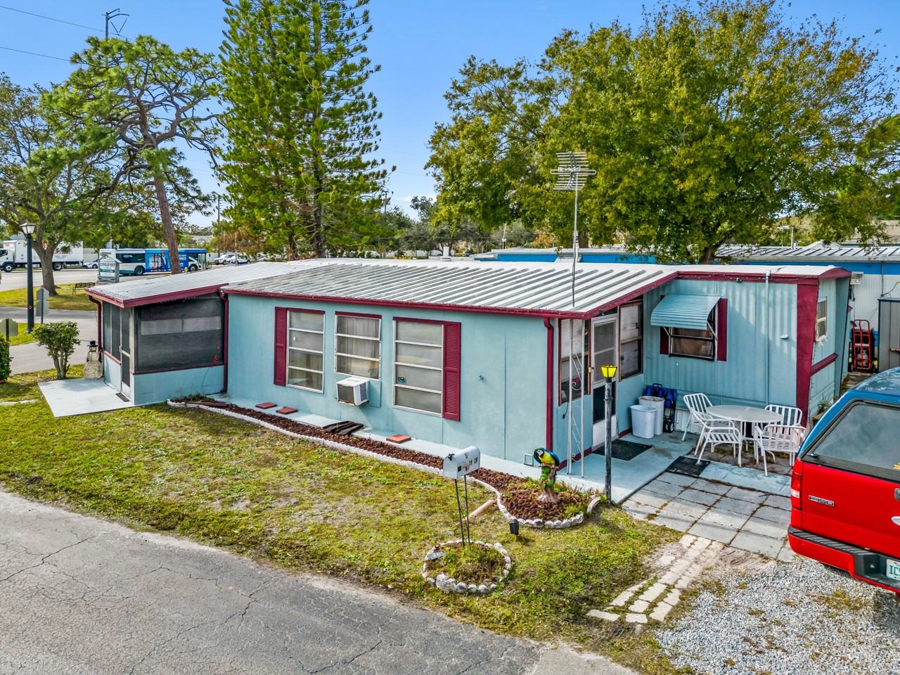 9333 Park Blvd #16B - Photo 7 of 44