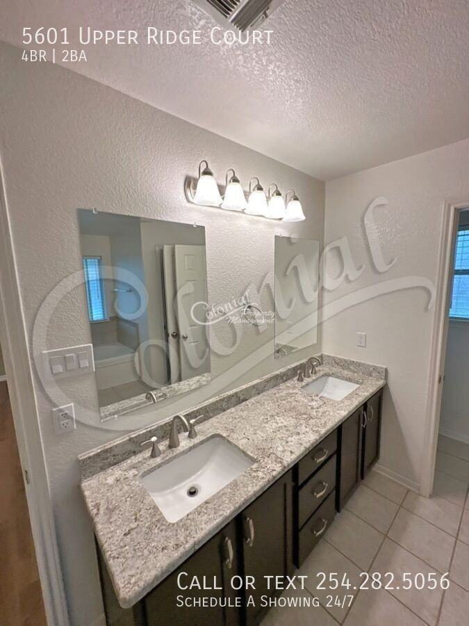 5601 Upper Ridge Ct - Photo 7 of 12