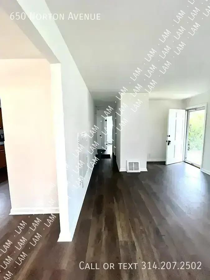 650 Norton Ave - Photo 6 of 10