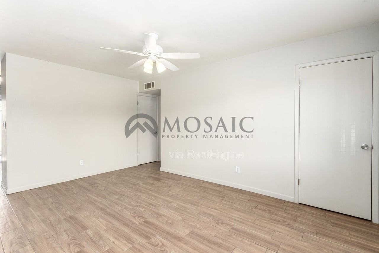1204 S Mcclintock Dr #B - Photo 6 of 26