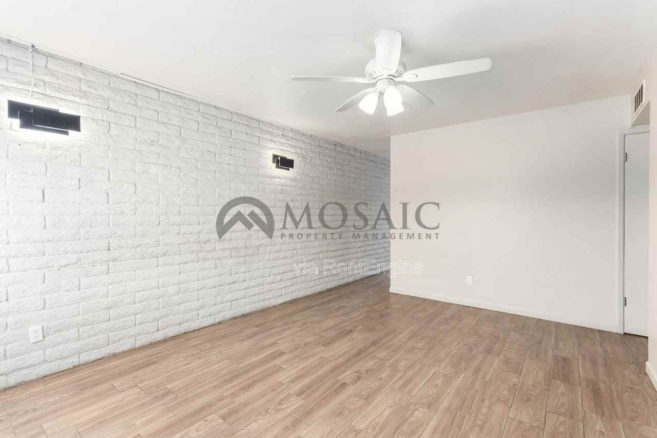 1204 S Mcclintock Dr #B - Photo 7 of 26
