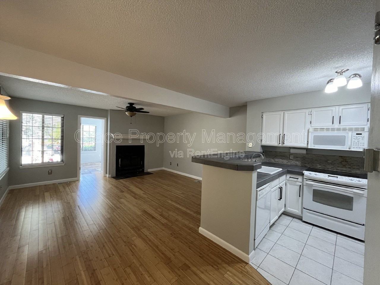 4850 E Kentucky Ave #A - Photo 4 of 15