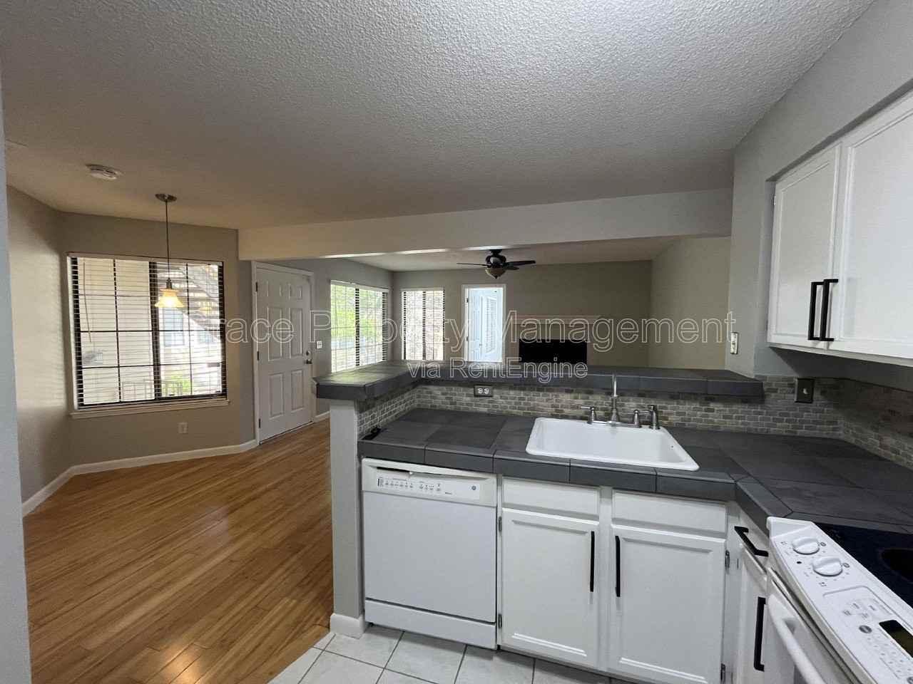 4850 E Kentucky Ave #A - Photo 7 of 15