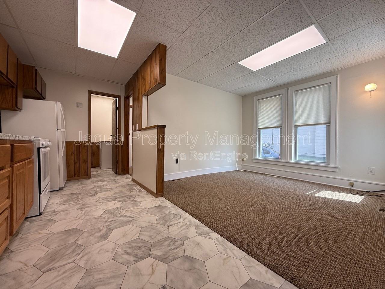 203 S Washington Ave - Photo 2 of 7