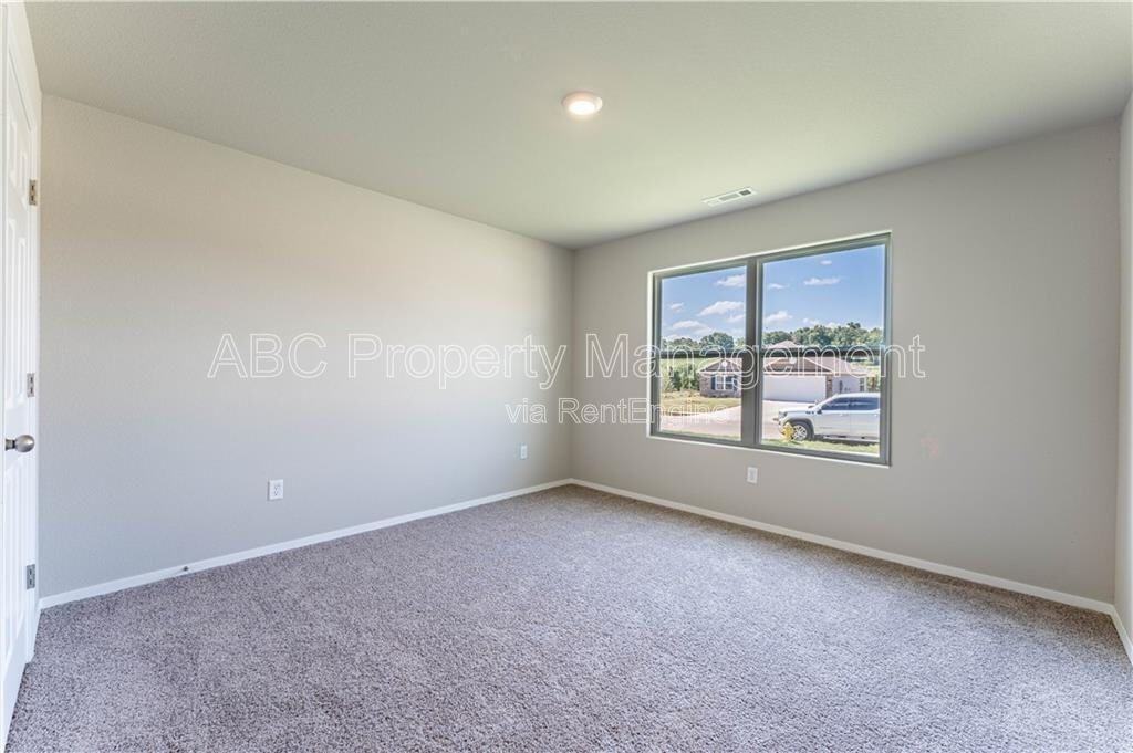 7204 Sw Chestnut Hill Rd - Photo 6 of 15