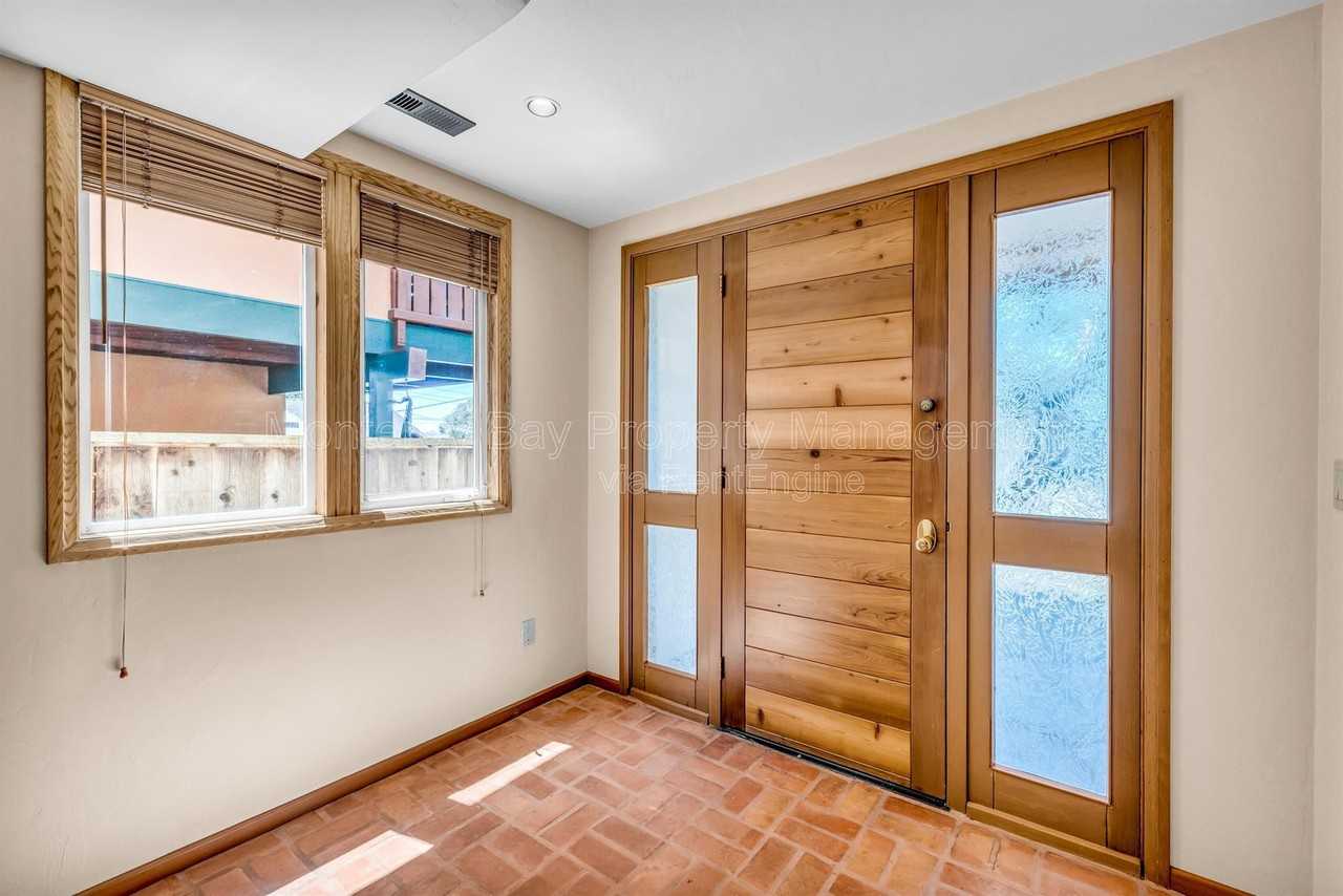 1231 Funston Ave - Photo 3 of 44