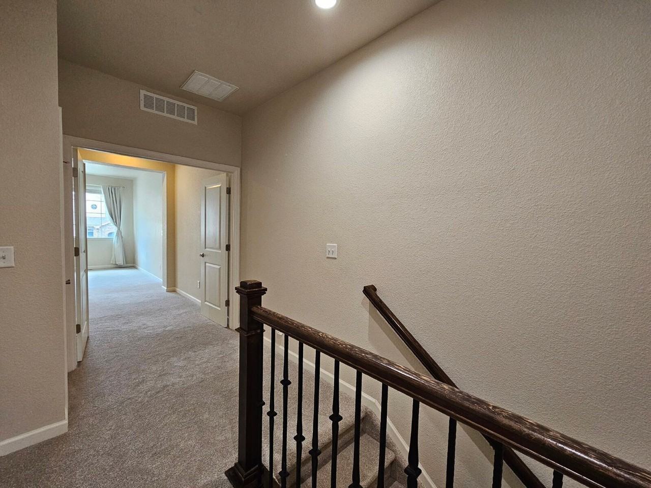 9071 E Phillips Dr - Photo 5 of 21