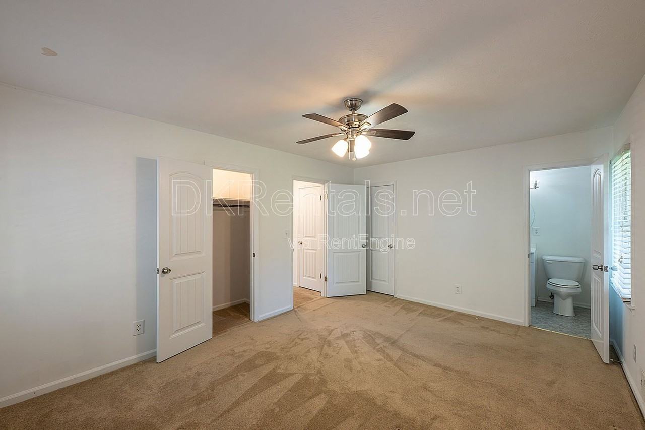120 Burnett Way - Photo 4 of 29