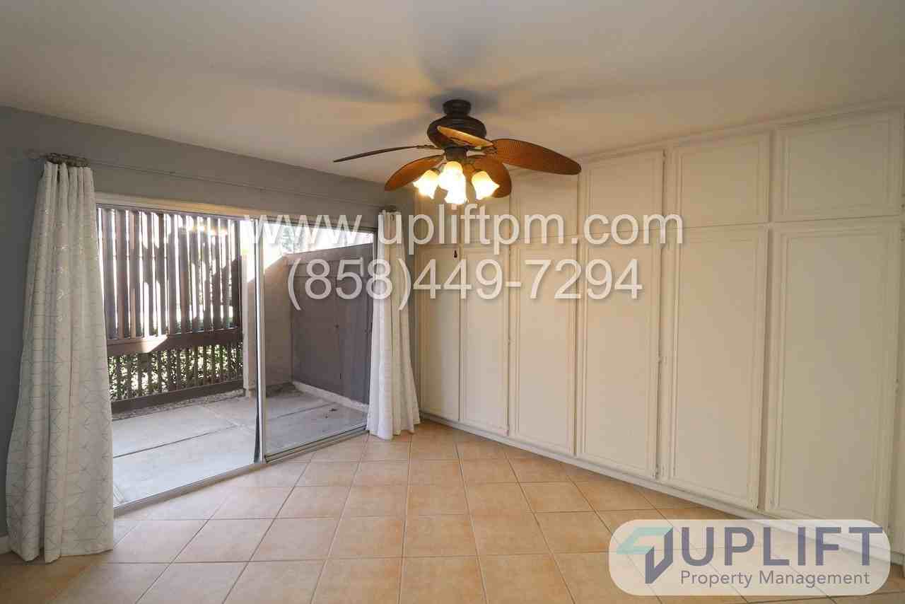 23668 Country Villa Rd - Photo 4 of 24