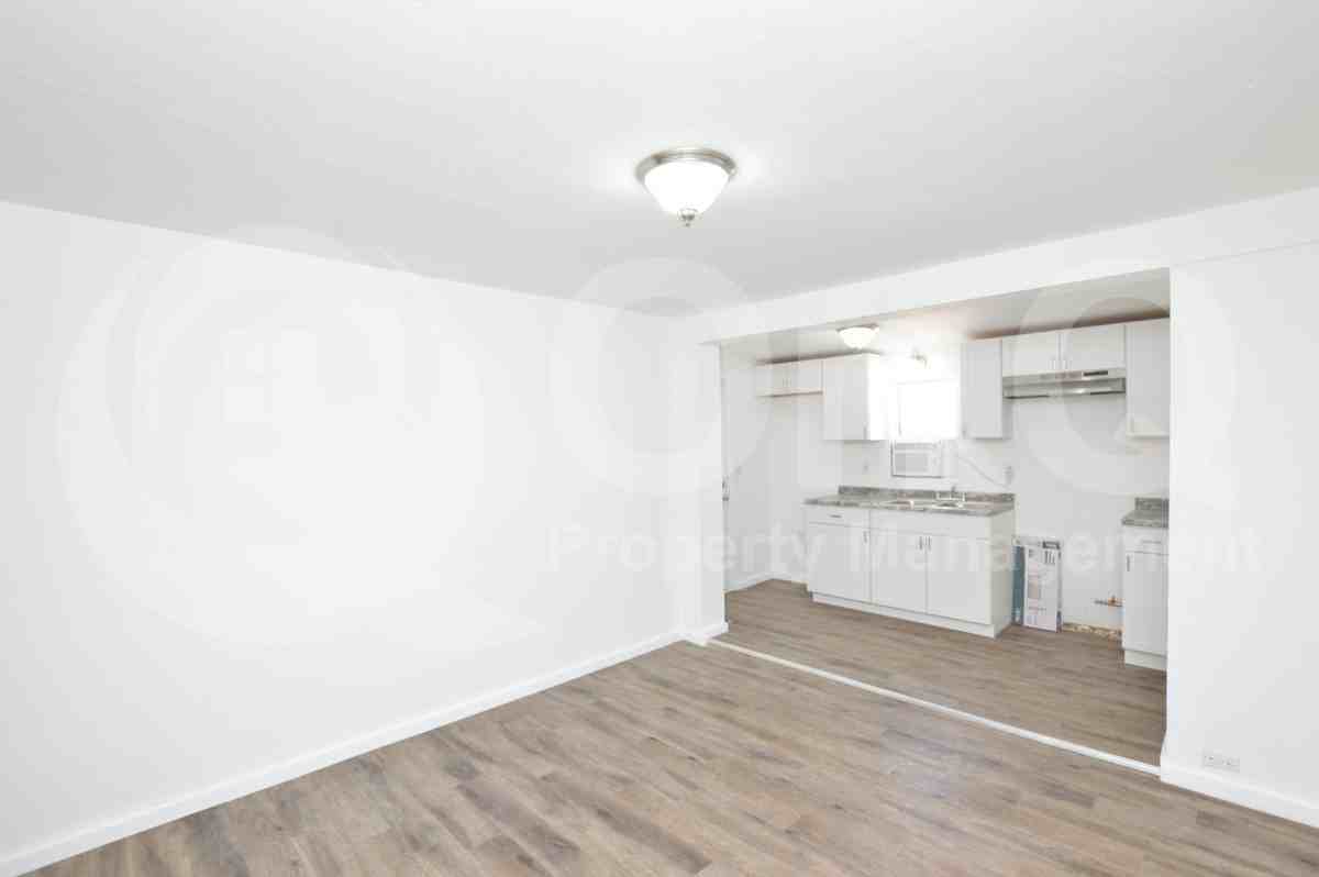 7040 Nw Grand Ave #5 - Photo 7 of 18