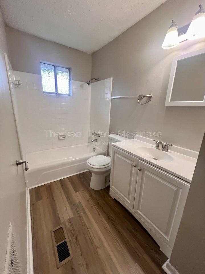 4706 Midland Pike #1 - Photo 5 of 5