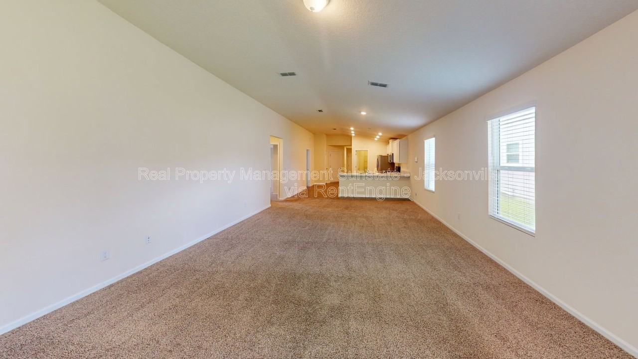 89 Logrono Ct - Photo 4 of 26