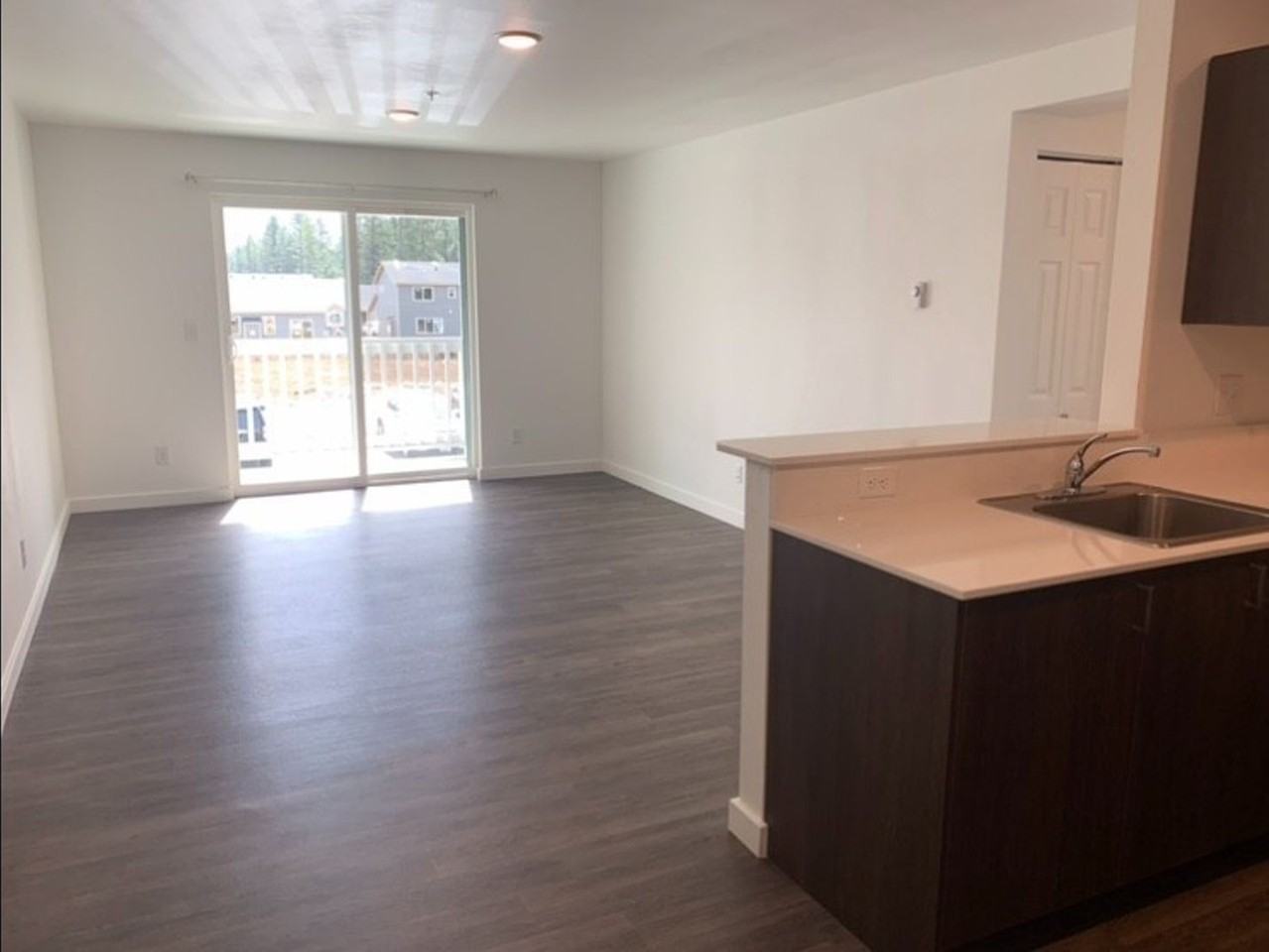 Crystal Creek Apartments - Photo 4 of 36