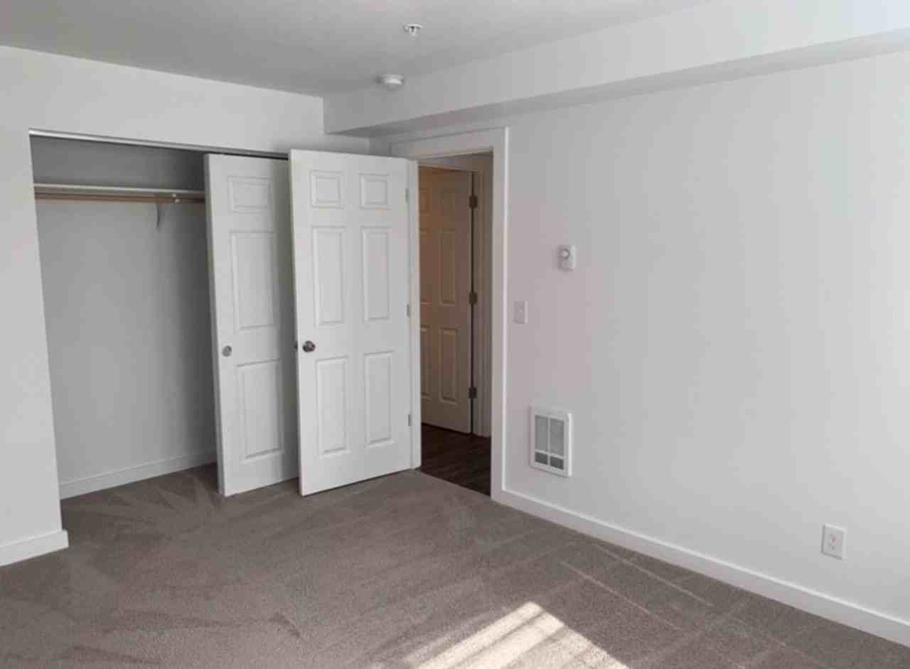 Crystal Creek Apartments - Photo 7 of 36