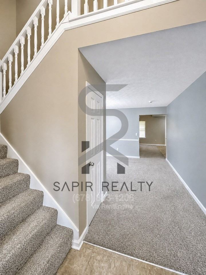 5042 Cottage Grove Pl - Photo 5 of 20