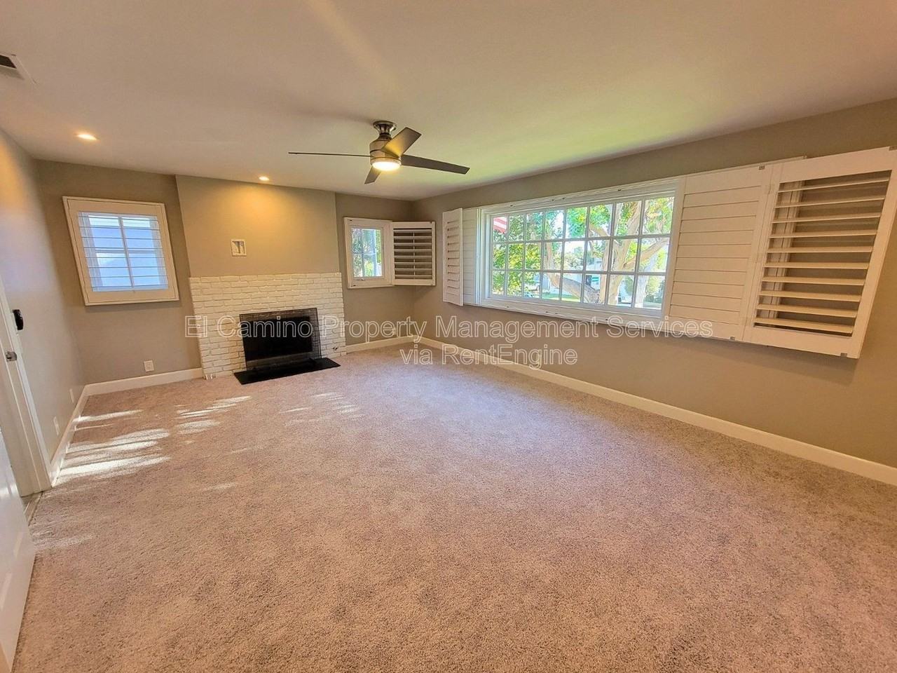 1728 Lake St - Photo 7 of 39