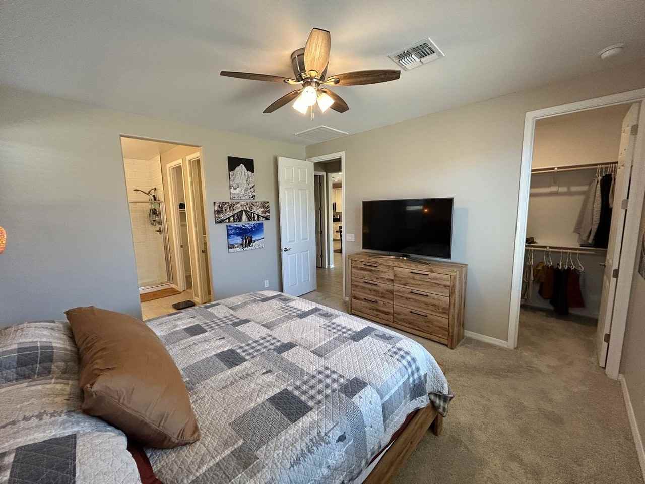 20268 W Montecito Ave - Photo 7 of 28