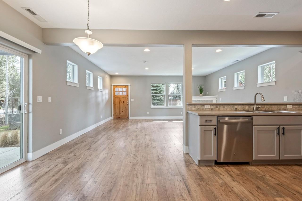 952 Timber Pine Dr - Photo 6 of 35