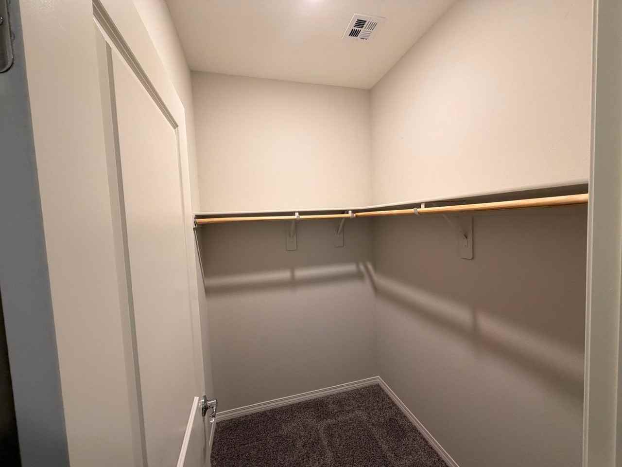 4066 Porticella Ave - Photo 7 of 23