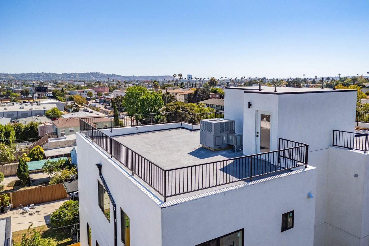 1330 S. Longwood - Photo 3 of 50