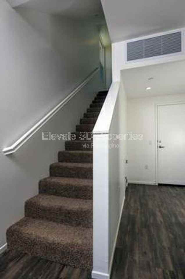 2866 C St - Photo 6 of 27