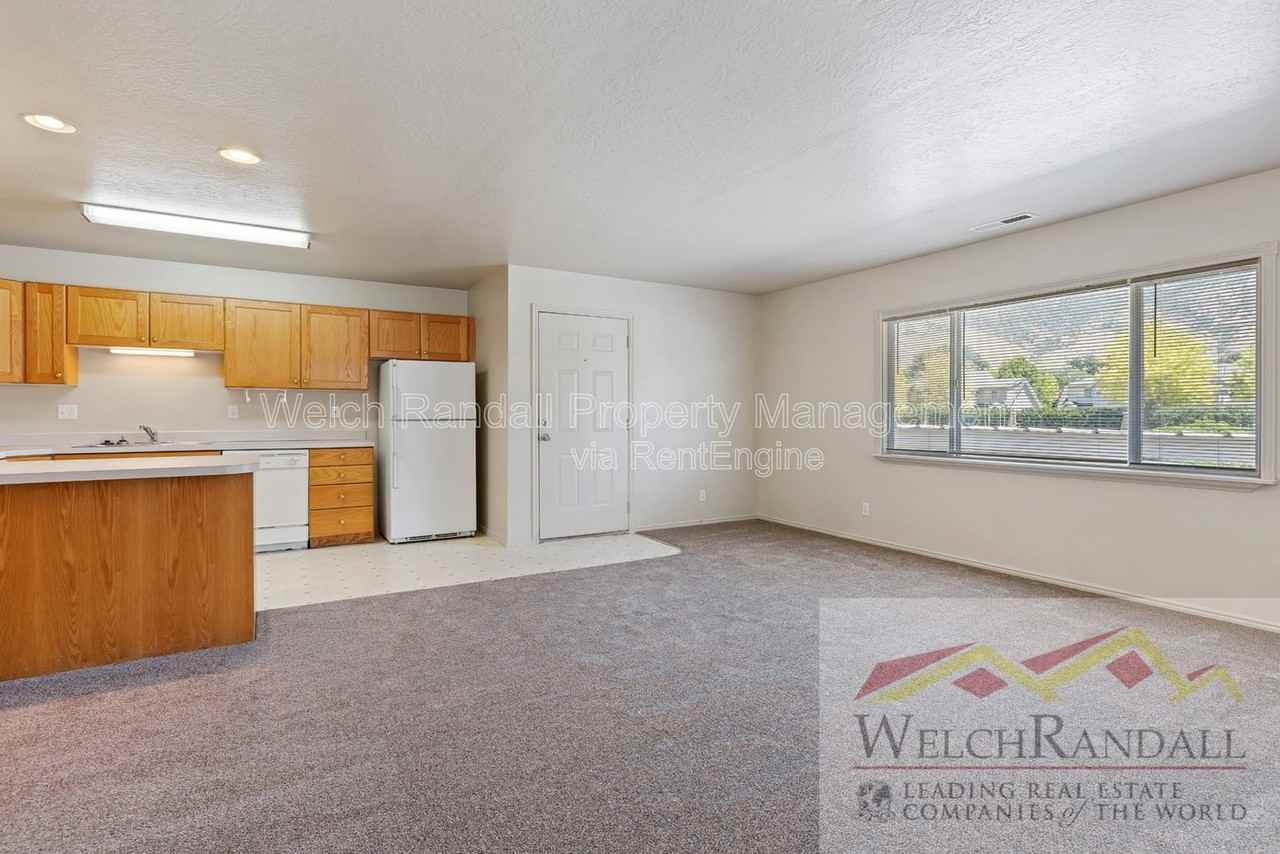 1457 Monroe Blvd #1 - Photo 5 of 16