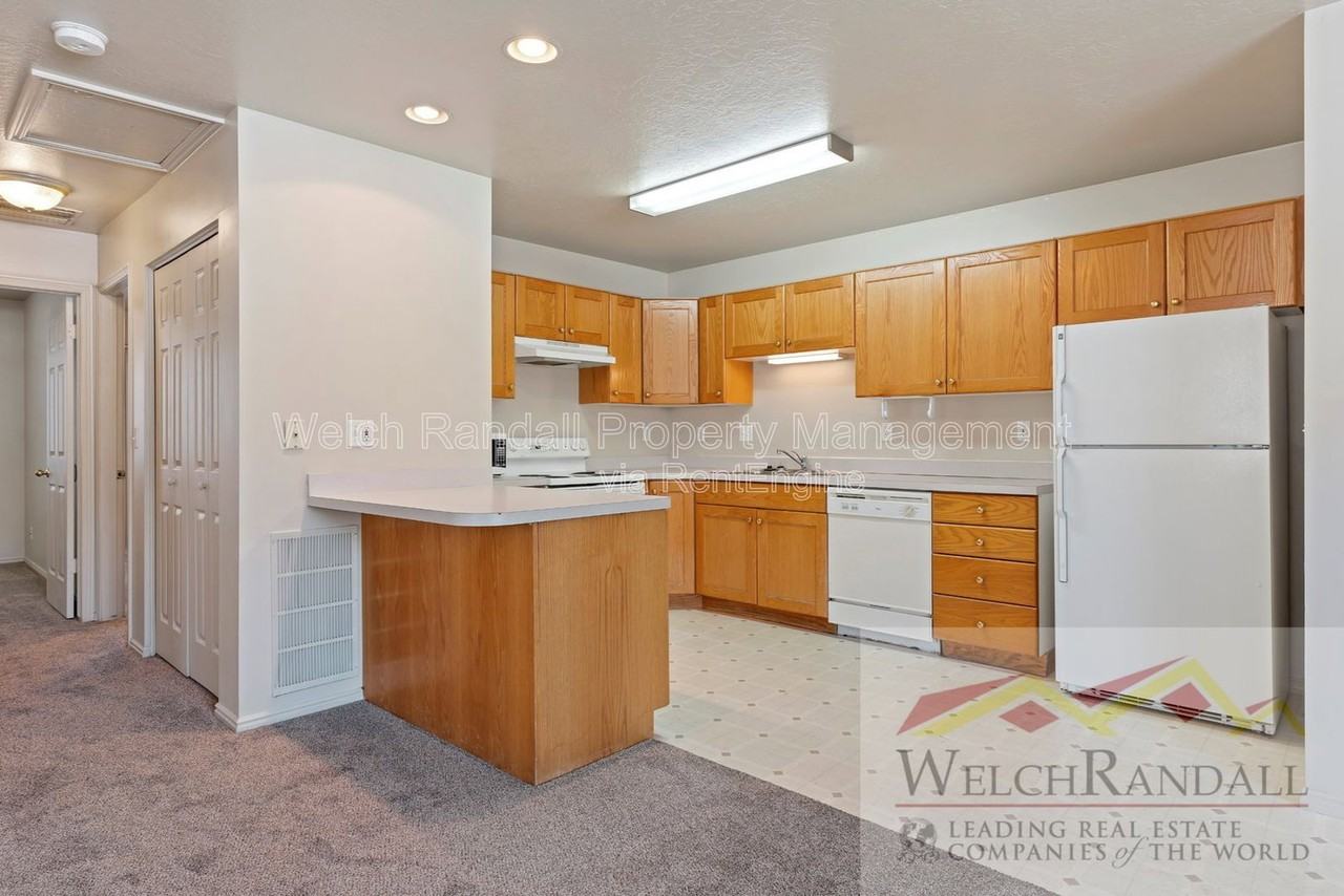 1457 Monroe Blvd #1 - Photo 6 of 16