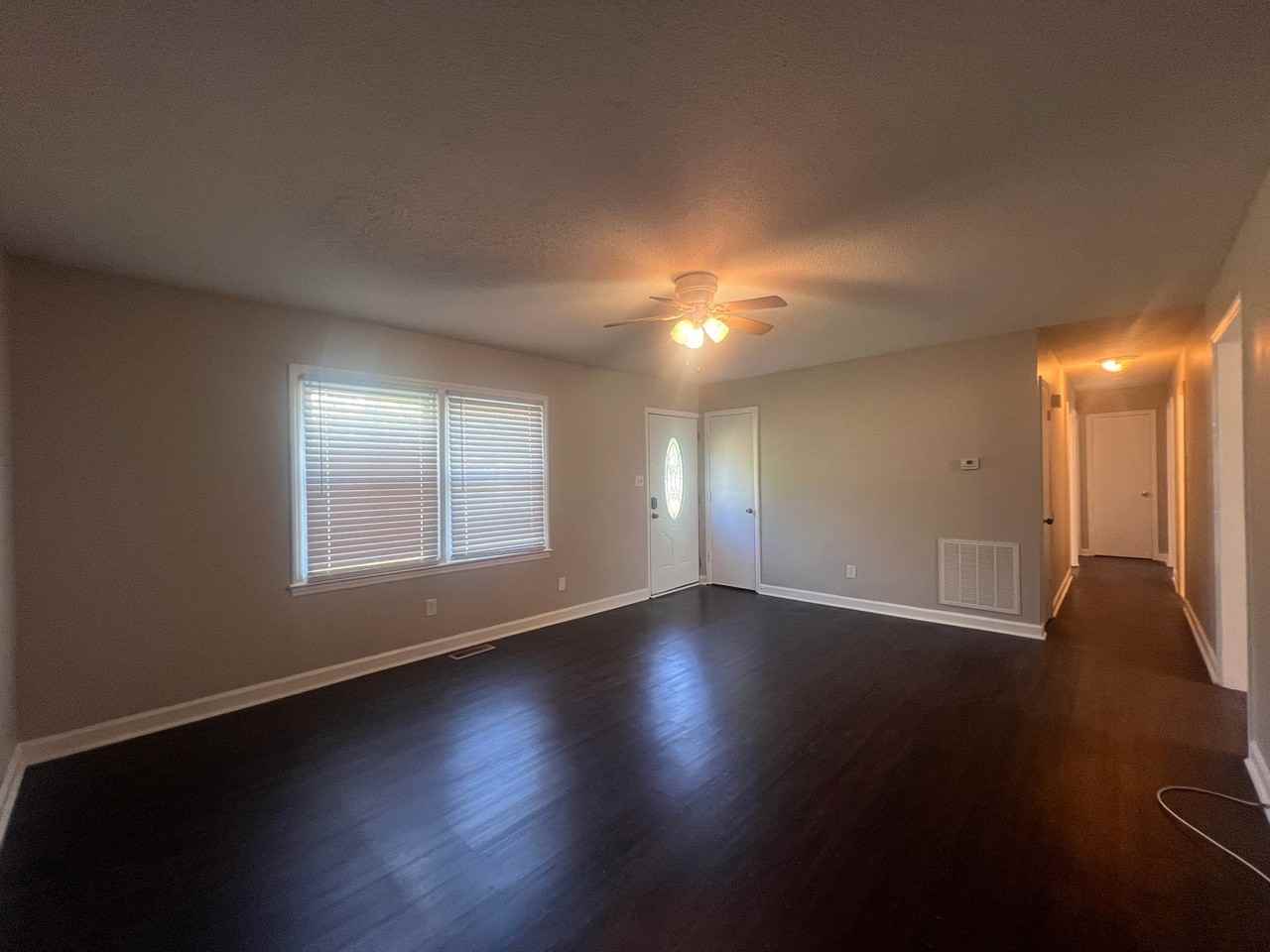3605 Somerset Dr - Photo 3 of 17