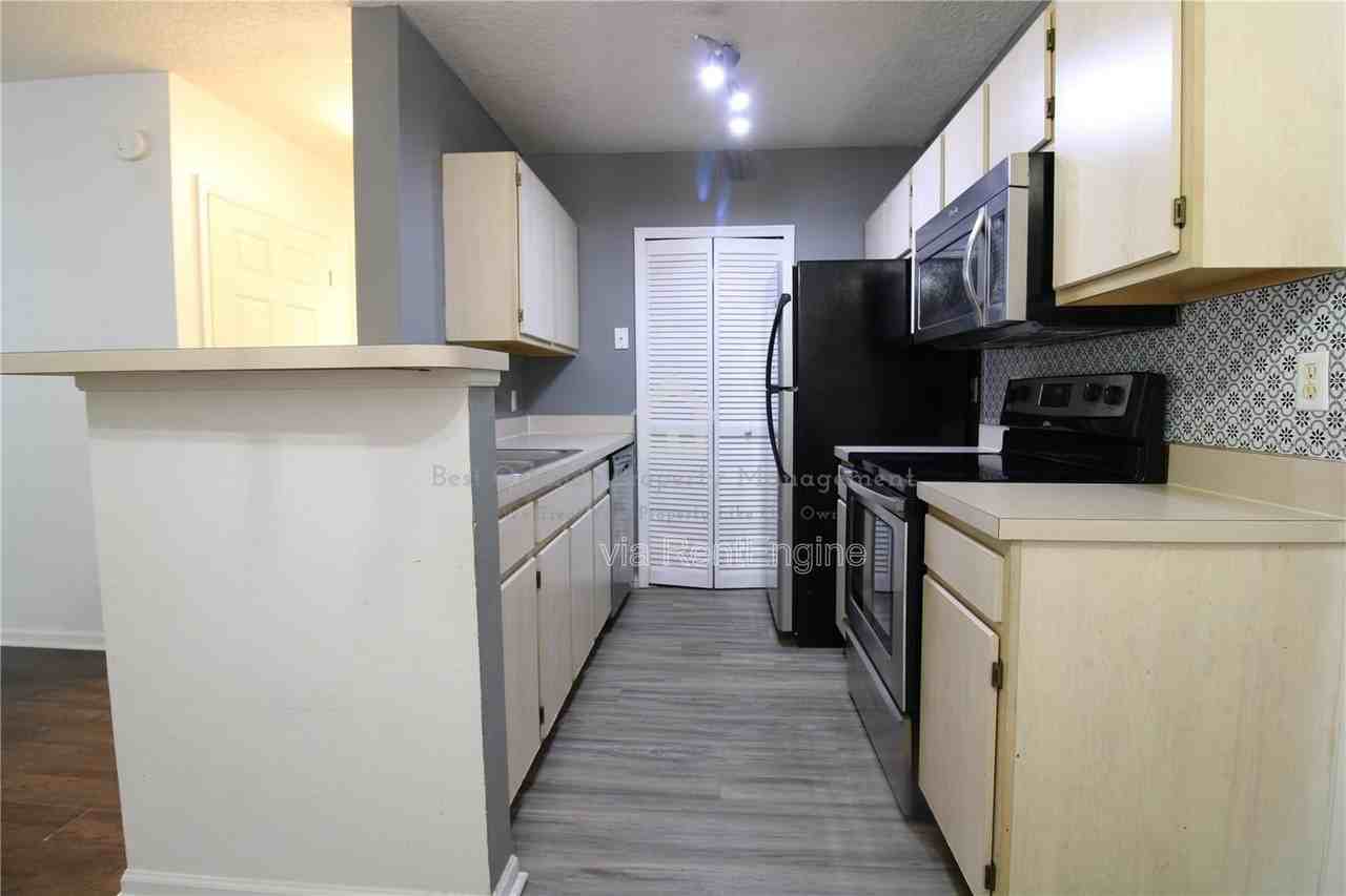 4348 S Kirkman Rd #813-1 - Photo 3 of 20