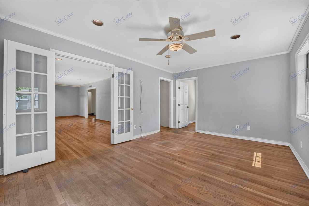 3550 Ainsworth Dr - Photo 4 of 27