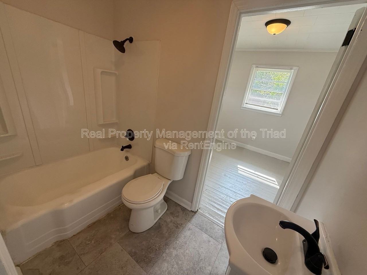 1600 E Martin Luther King Jr Dr - Photo 4 of 10