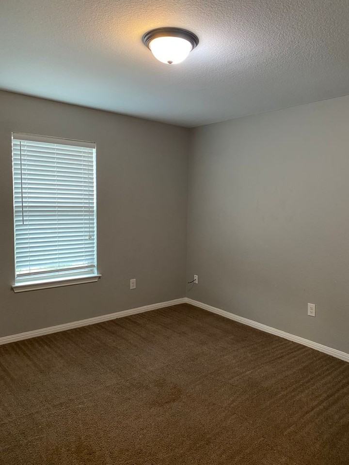 14815 Judson Rd #204 - Photo 4 of 12
