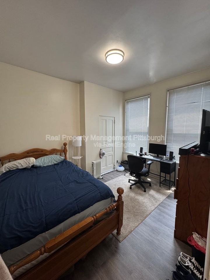 332 Lehigh Ave #2B - Photo 3 of 14