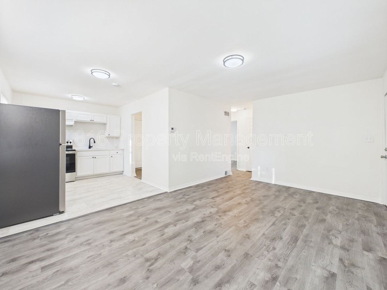 4910 Vista St - Photo 4 of 16