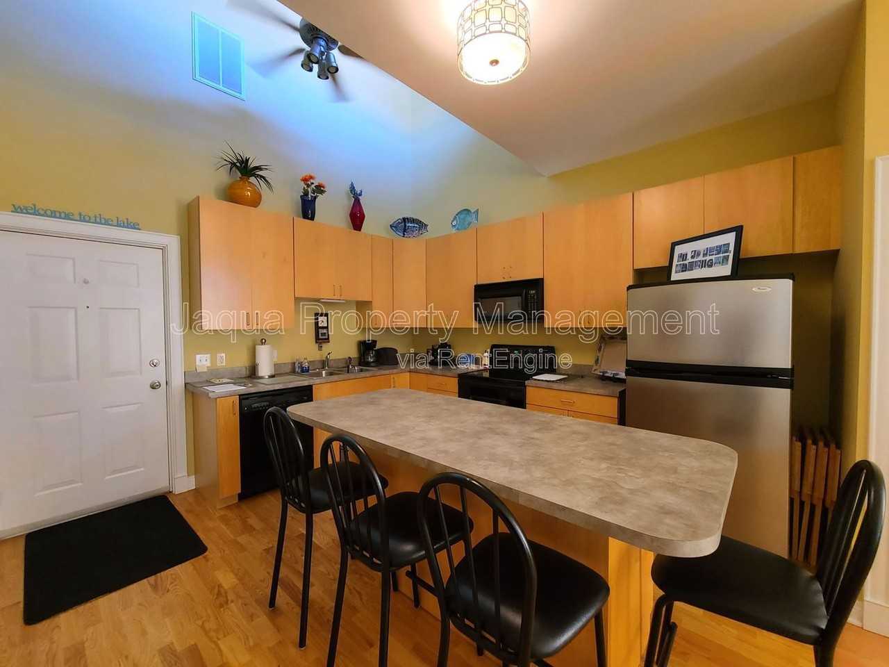 1117 Broad St #6B - Photo 2 of 16