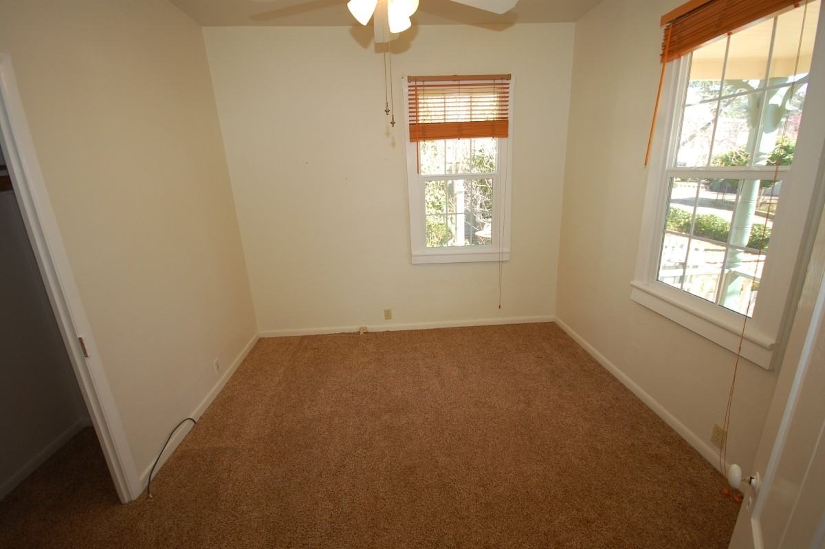 53 Randolph St - Photo 5 of 12