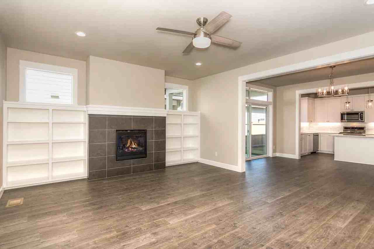 20478 Murphy Rd - Photo 4 of 30