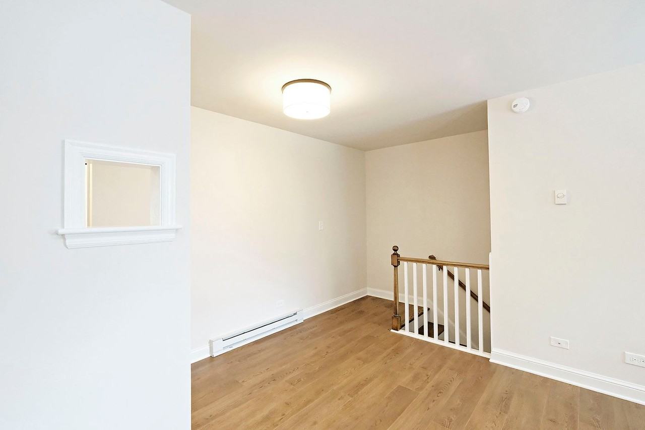 2114 Ivy Rd #12 - Photo 3 of 14