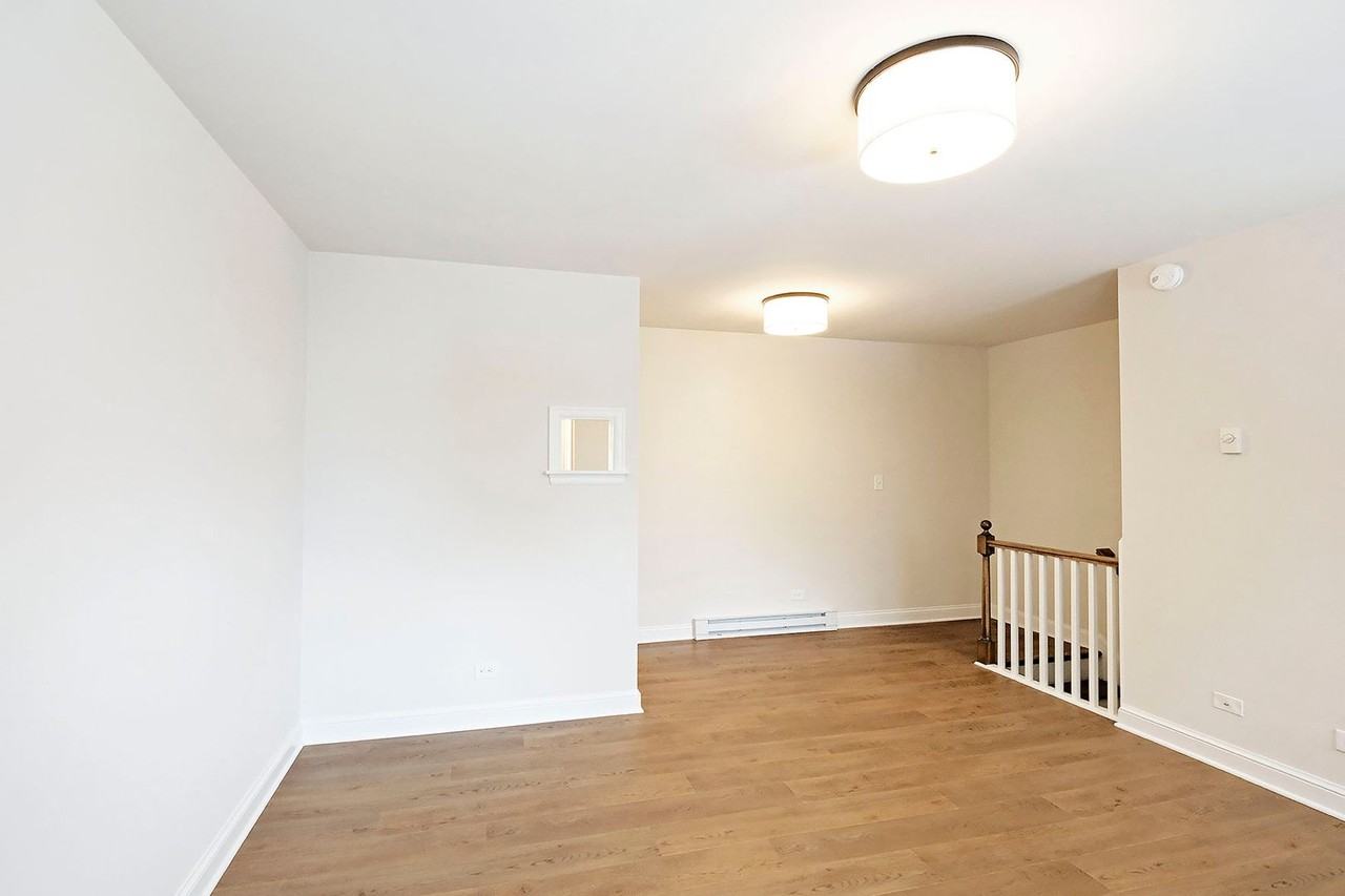 2114 Ivy Rd #12 - Photo 4 of 14