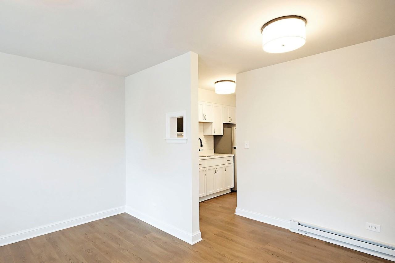 2114 Ivy Rd #12 - Photo 5 of 14